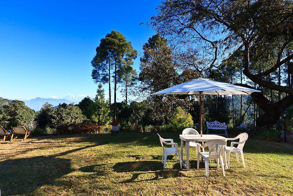 Chevron Rosemount Hotel Ranikhet Exterior foto