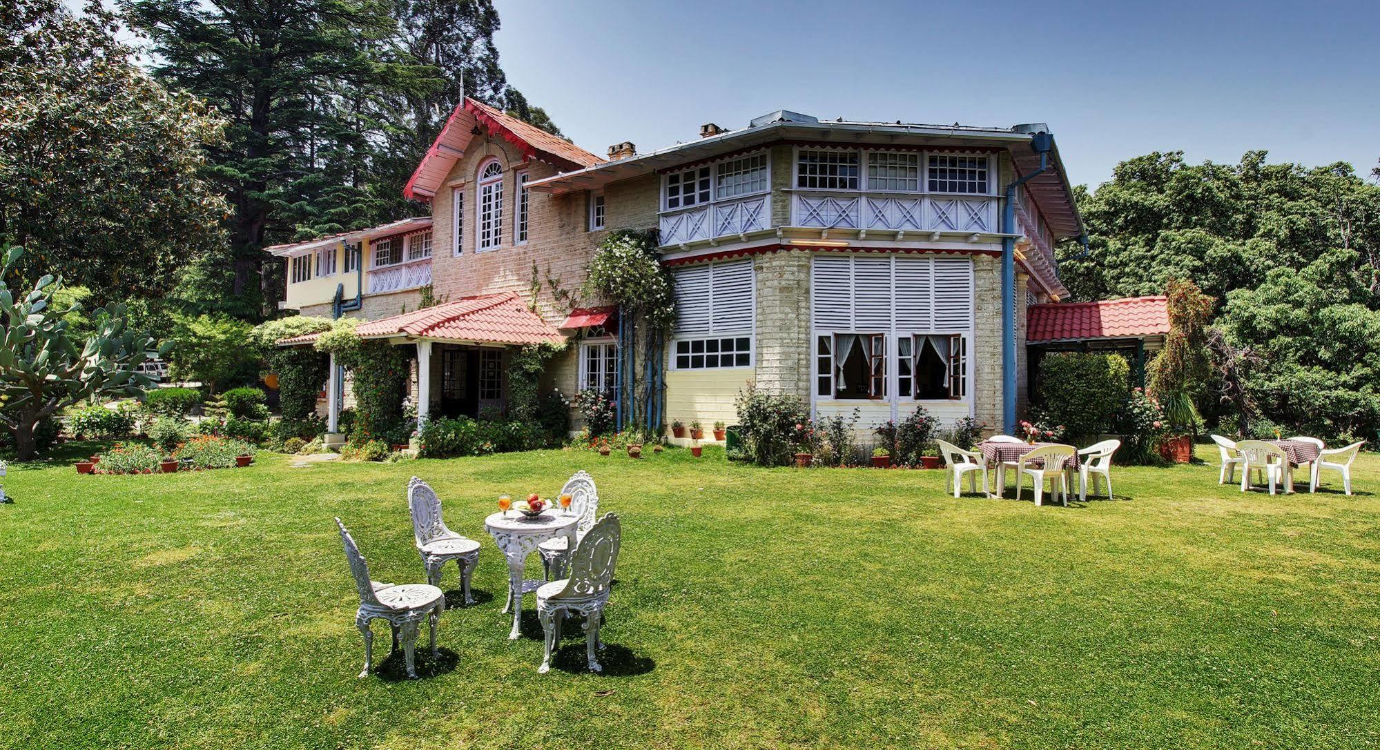 Chevron Rosemount Hotel Ranikhet Exterior foto